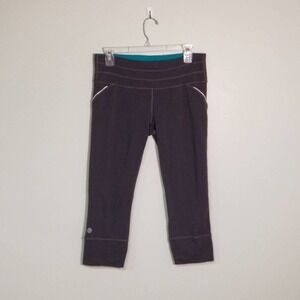 Athleta Cropped Workout Athletic Yoga Legging Size Medium Hidden Pocket Gray